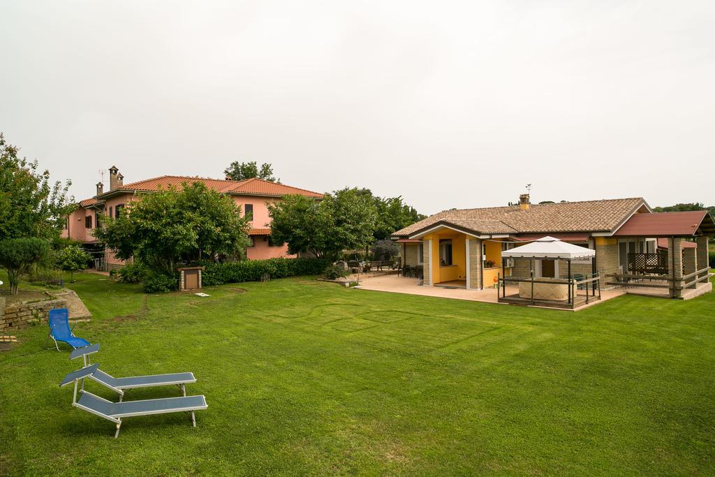 Agriturismo L.B.Stud Bracciano  Luaran gambar